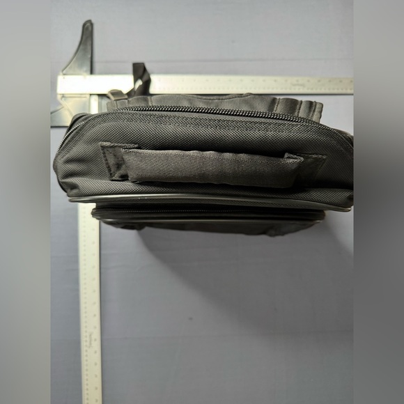 Sony computer backpack - Picture 3 of 8